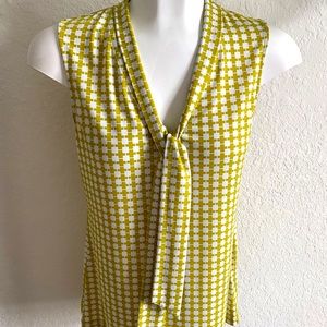 Banana Republic Womens Sz XS  Sleeveless Tie Front